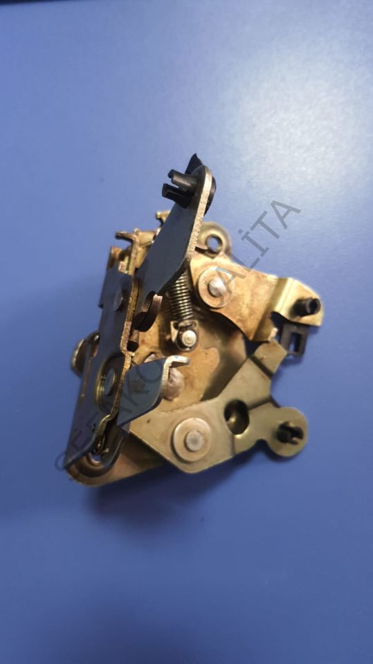 FORD TRANSİT 87/92  2,4 2,5 DİZEL  ÖN SAĞ -ORTA  KAPI KİLİT OKPAR SIFIR