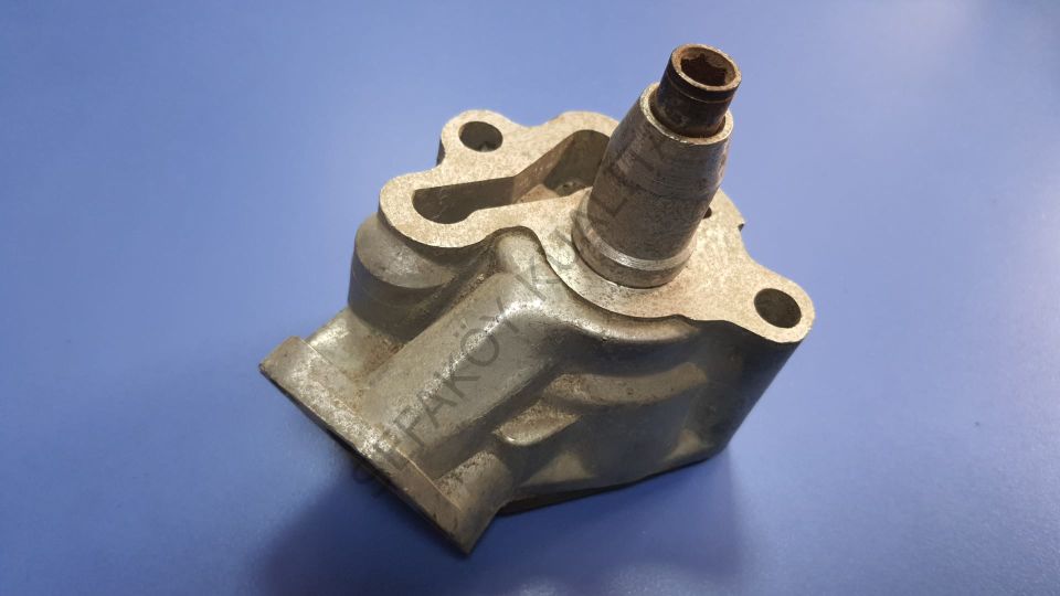 FORD TRANSİT 65/77  İNGİLİZ V4 YAĞ POMPASI   (ELDEN GEÇMESİ  LAZIM )