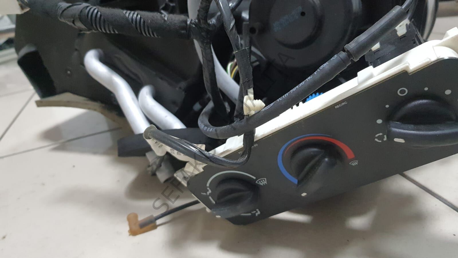 FORD TRANSİT V347   2006/2013   KALORÜFER KAZAN KOMPLE (PETEK+MOTOR DAHİL)