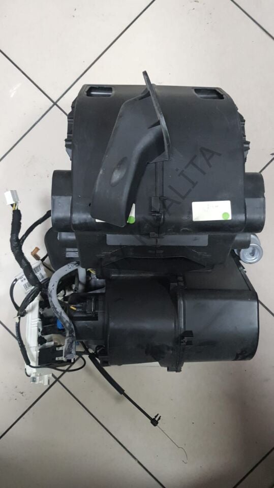 FORD TRANSİT V347   2006/2013   KALORÜFER KAZAN KOMPLE (PETEK+MOTOR DAHİL)