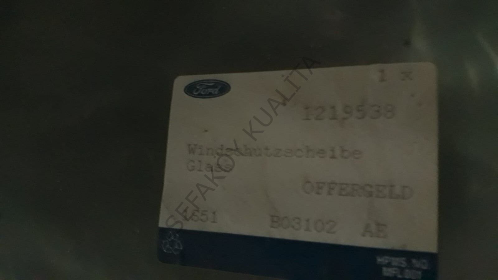 FORD KA  (1996-2008)    ÖN CAM ISITMALI